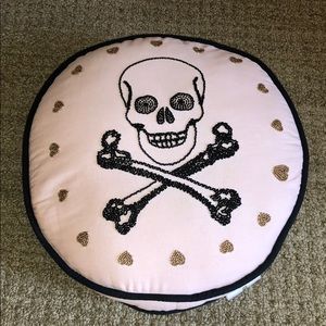 skull decorative pillow